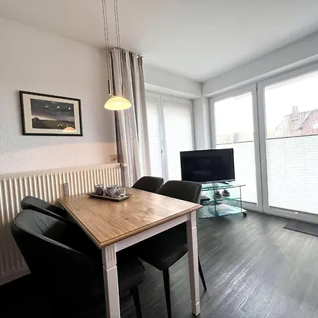 Haus Hus An De Diek Whg 01 Apartment *